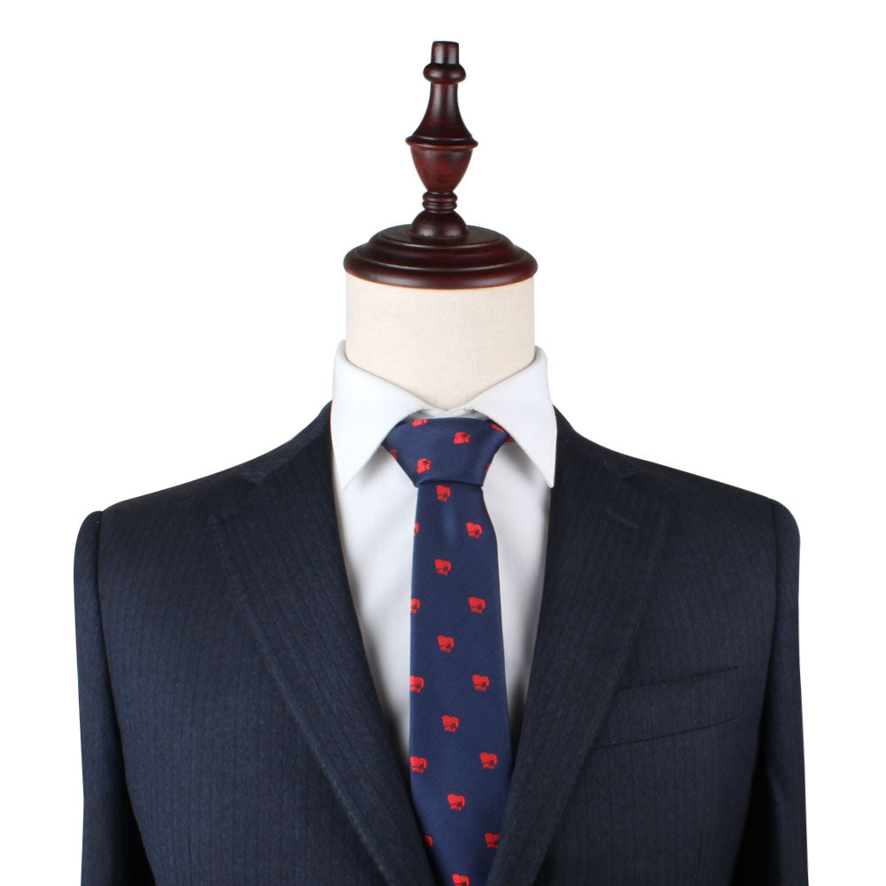 A **Boxing Slim Tie** suit with a red tie on a mannequin dummy.