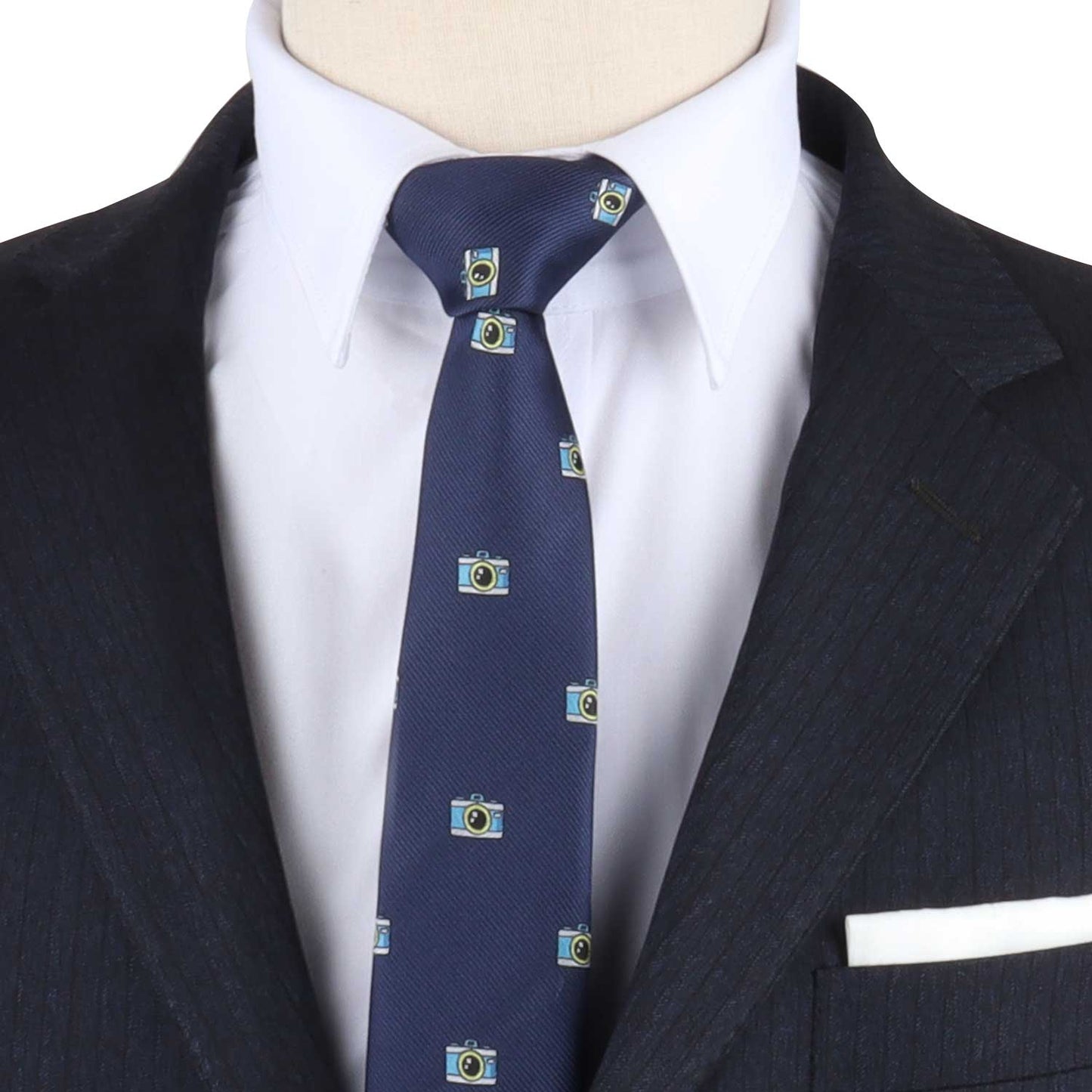 A mannequin wearing a Photo Enthusiast Tie with panache.