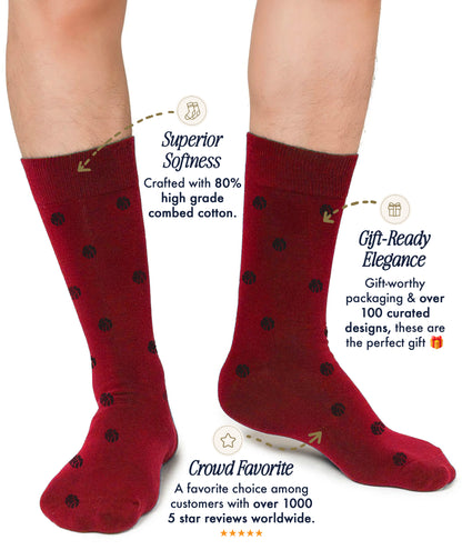 A person is wearing blue basketball socks with small black patterns. The text highlights the socks' cushioned support, gift-worthy design, and popularity among customers.