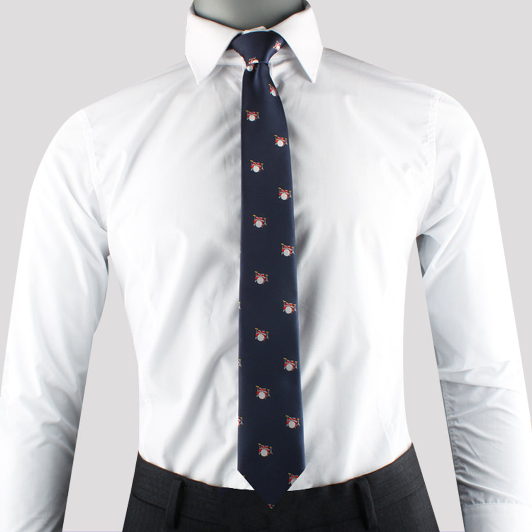 A stylish mannequin dressed in a Drums Skinny Tie.
